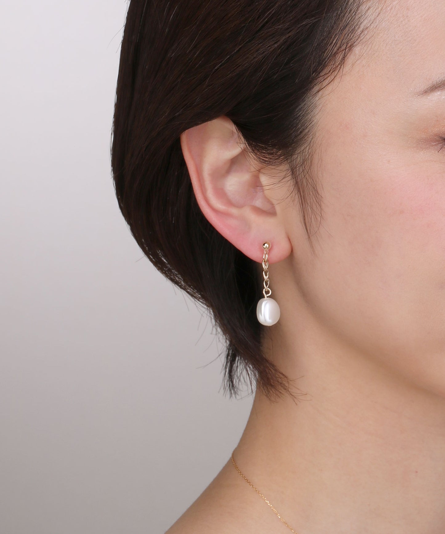 チェーンパールイヤリング