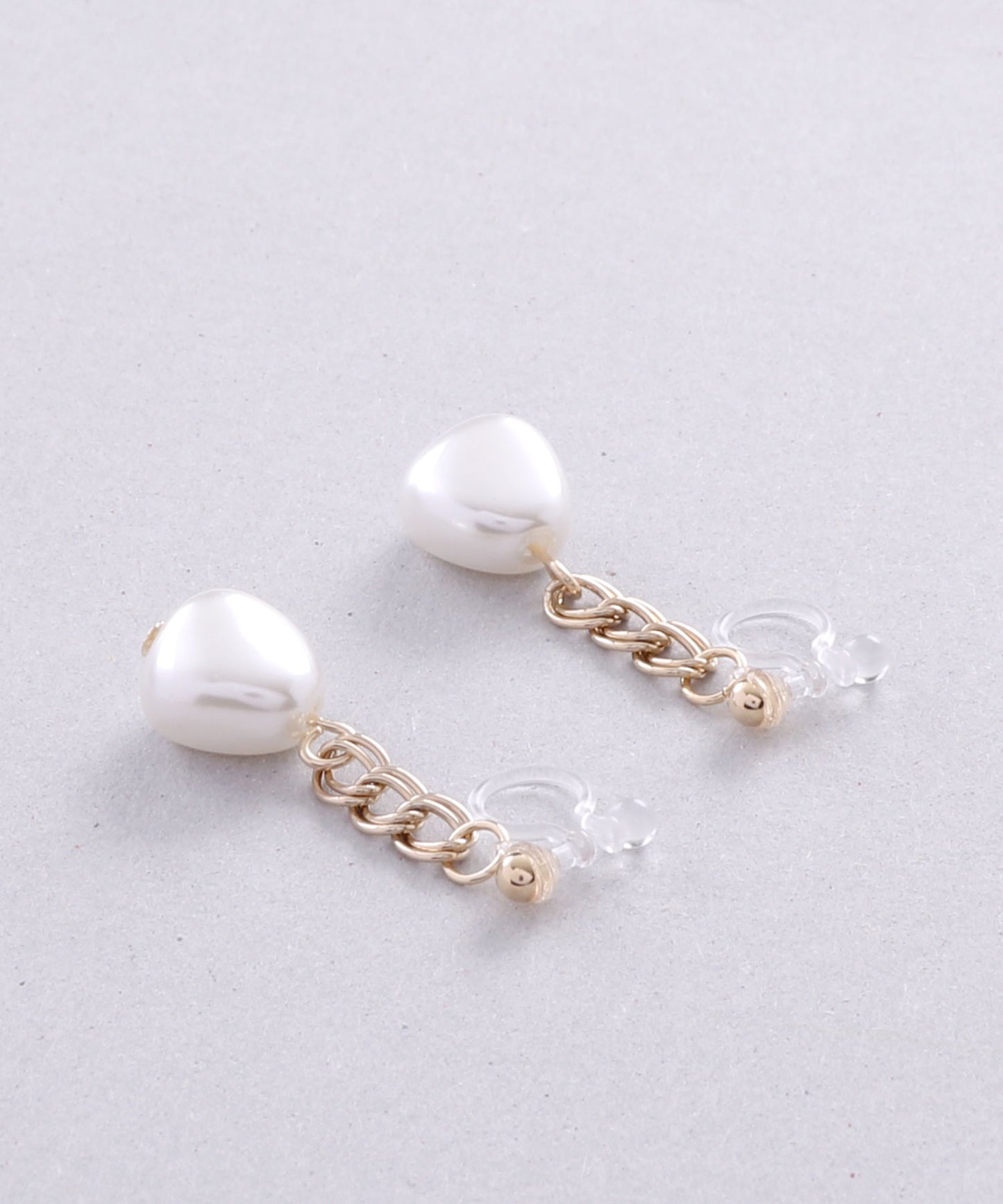 チェーンパールイヤリング