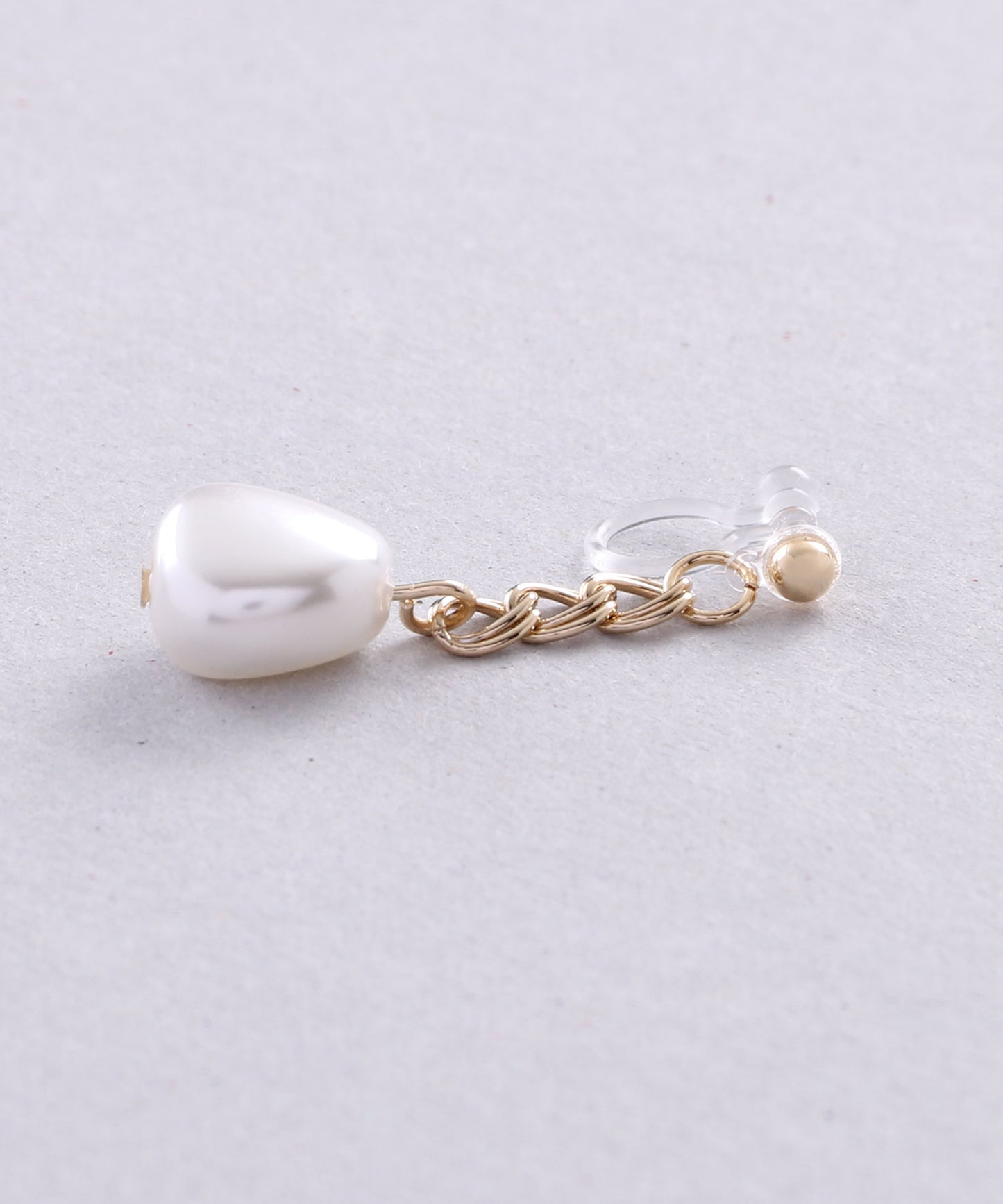 チェーンパールイヤリング